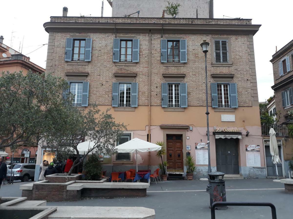 Appartamento Delle Grazie, Rome